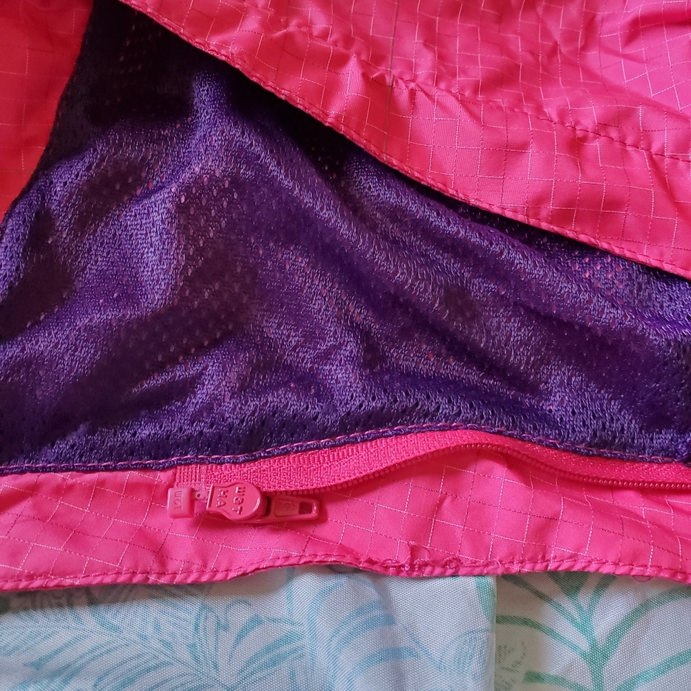 Coat - Picture 10 of 11
